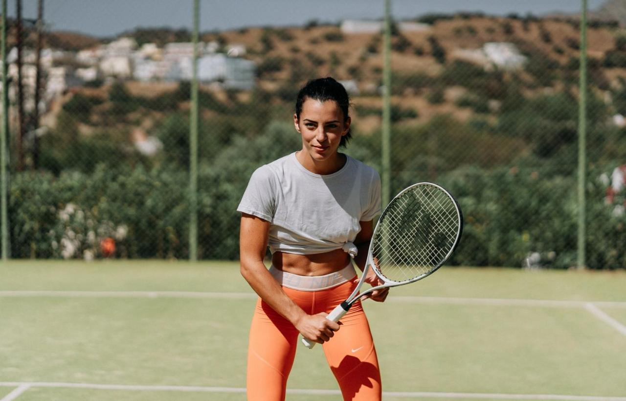 Paralos Irini Mare מלון 4*